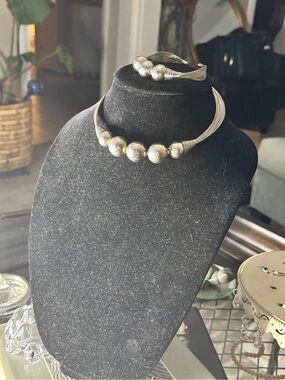 Sterling Silver Beaded Collar Necklace and Bracelet Set - Silver